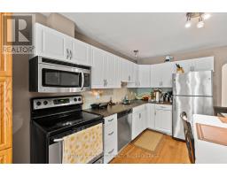 Bathroom - 36 Rose Avenue, Thorold, ON L2V3C6 Photo 10