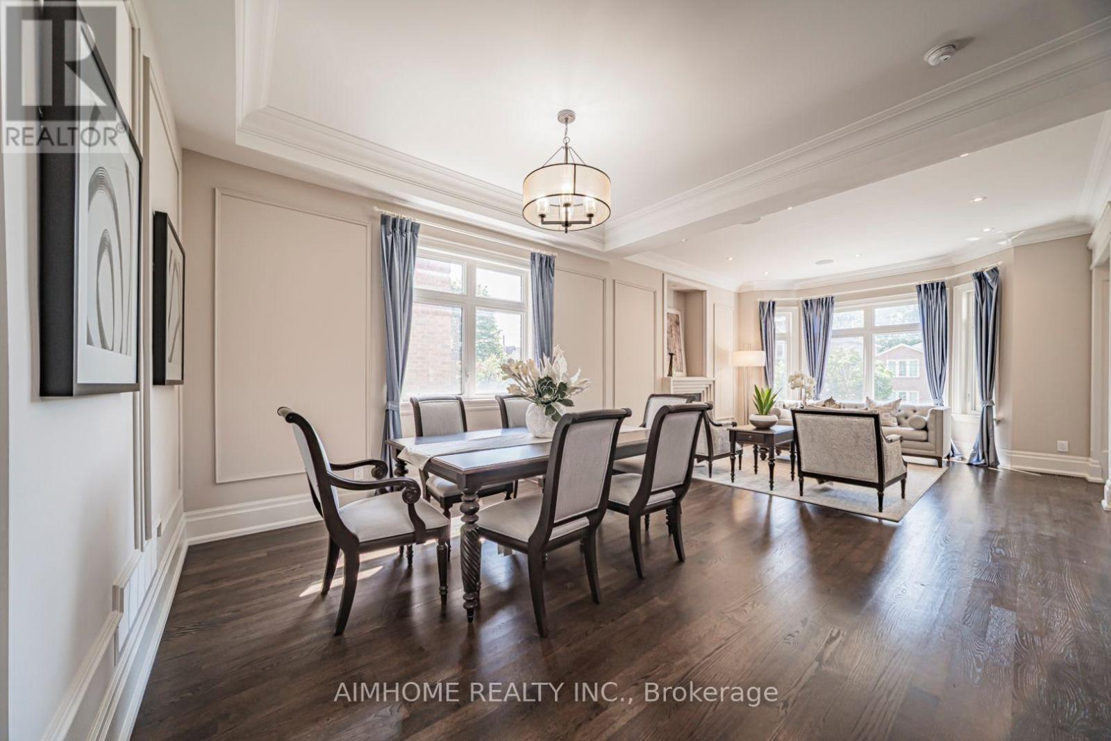 212 HOLLYWOOD AVENUE - 9