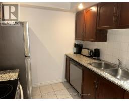 409 - 270 Wellington Street W, Toronto, ON M5V3P5 Photo 11