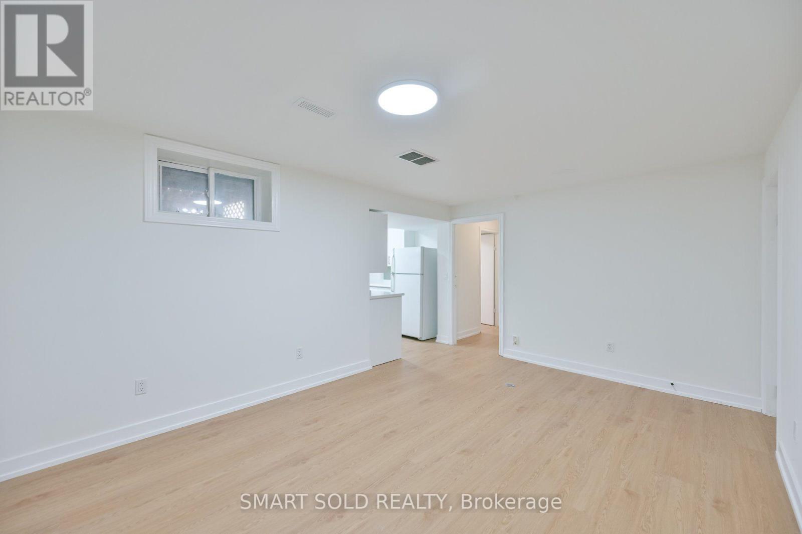 158 YORK MILLS ROAD - Image 31