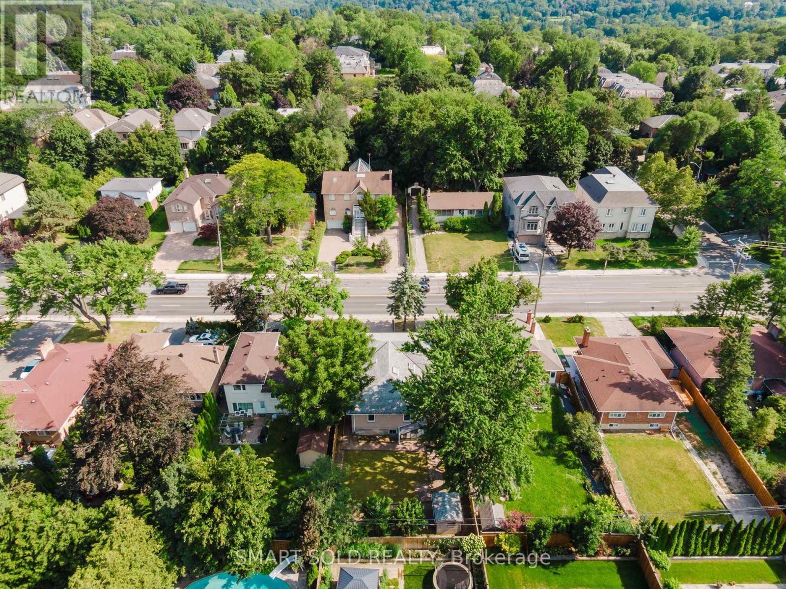 158 YORK MILLS ROAD - Image 40