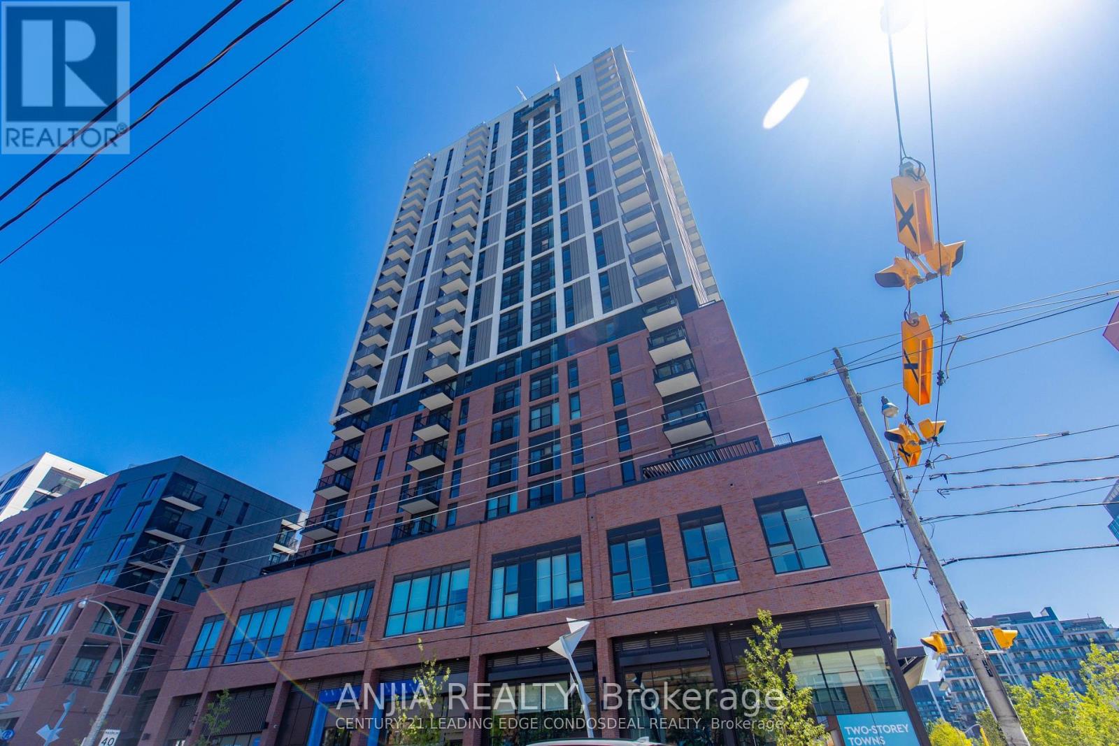 Photo of 10 OAK Street