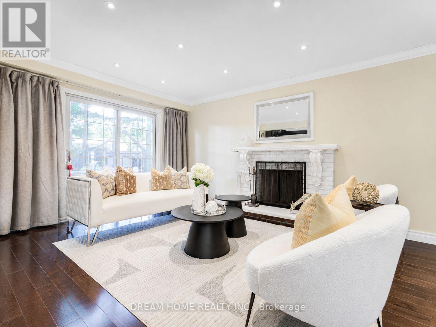 811 HUNTINGWOOD DRIVE - 15