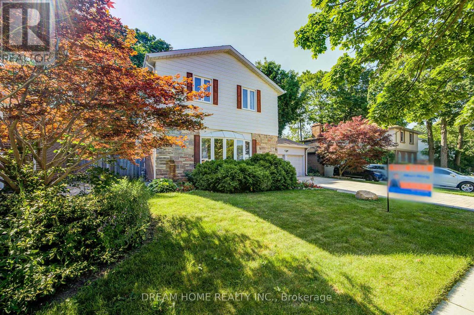 811 HUNTINGWOOD DRIVE - 2