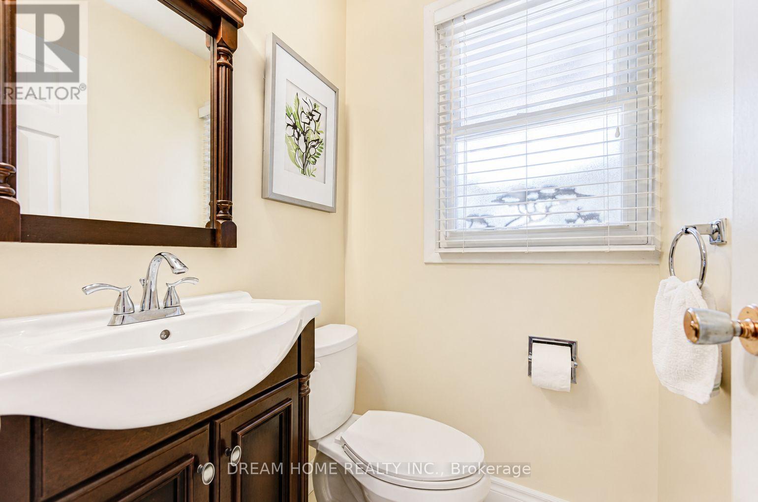 811 HUNTINGWOOD DRIVE - 26