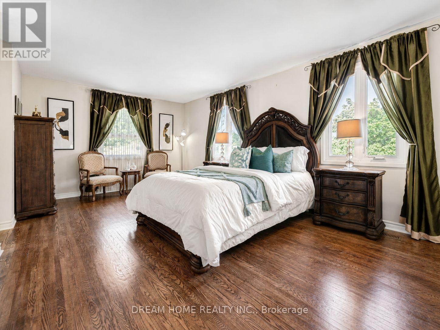 811 HUNTINGWOOD DRIVE - 29