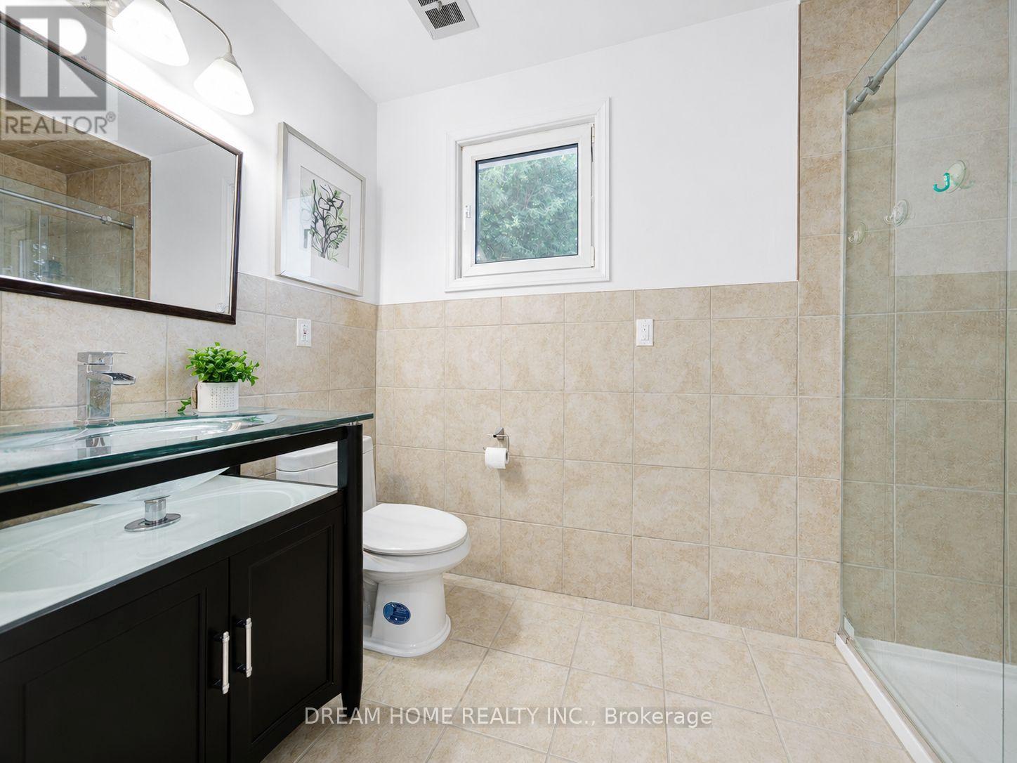 811 HUNTINGWOOD DRIVE - 31