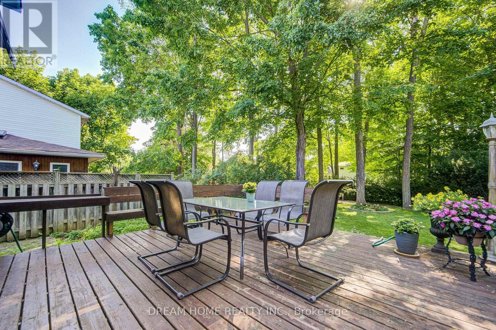 811 HUNTINGWOOD DRIVE - 43