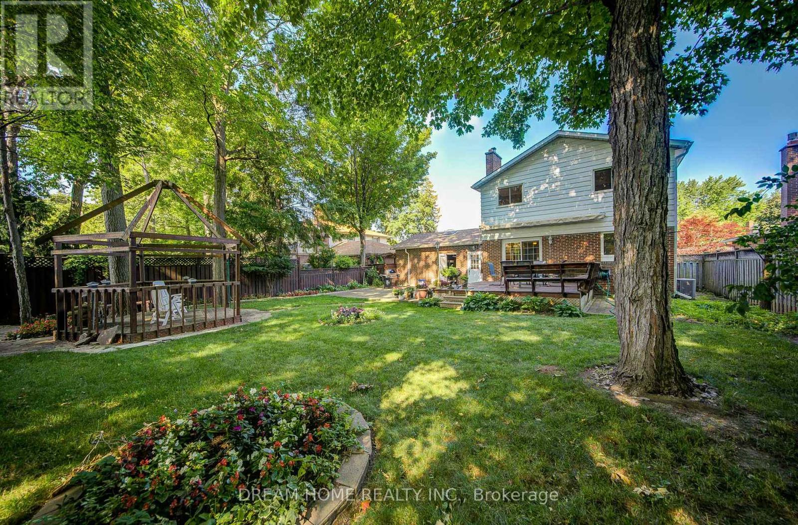 811 HUNTINGWOOD DRIVE - 45