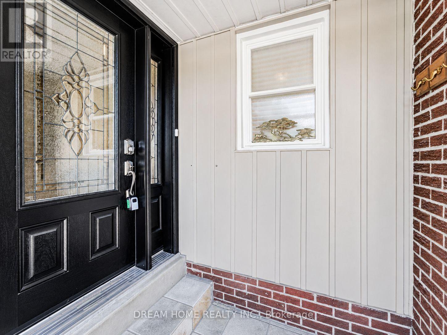 811 HUNTINGWOOD DRIVE - 5