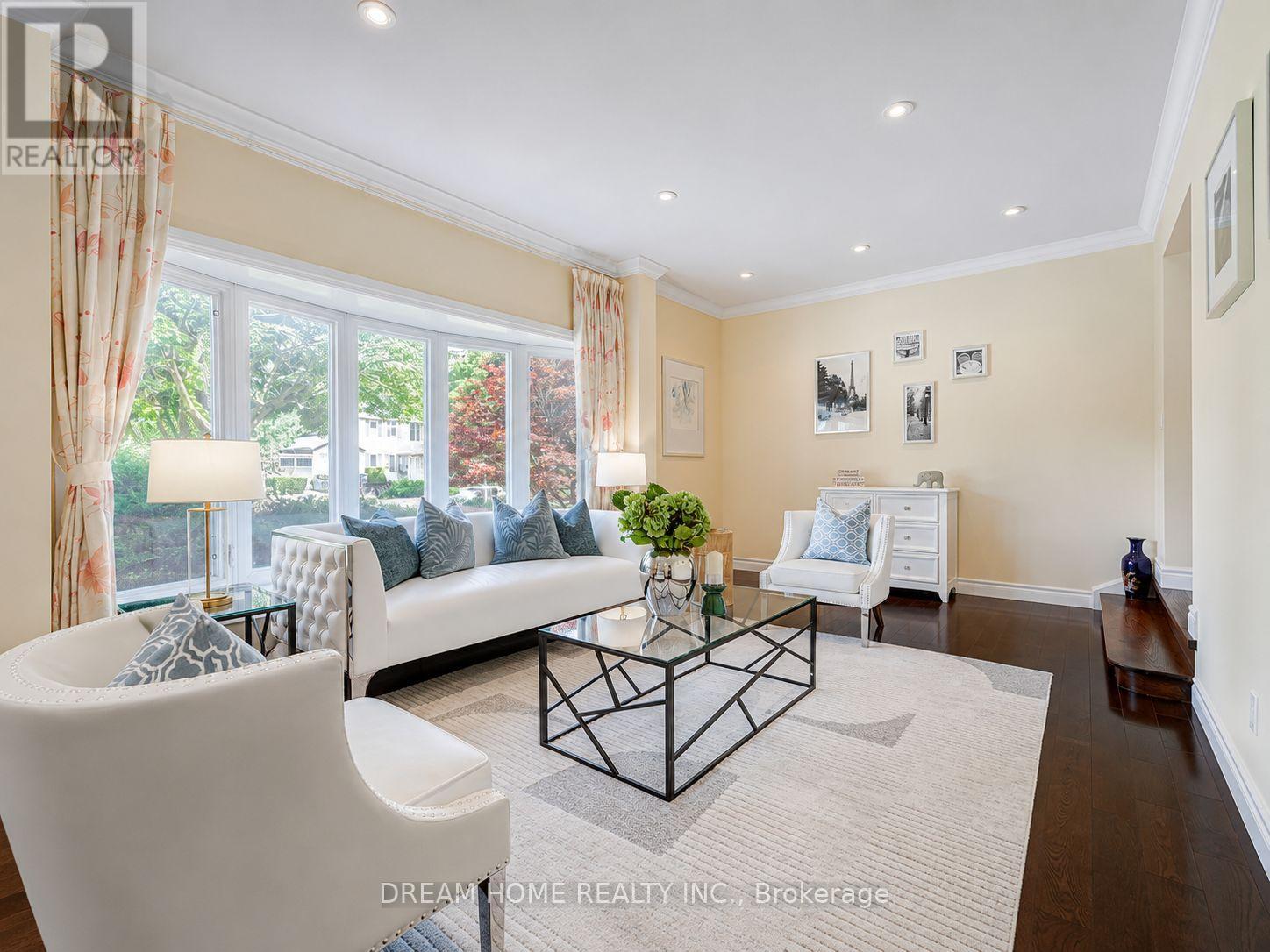 811 HUNTINGWOOD DRIVE - 8