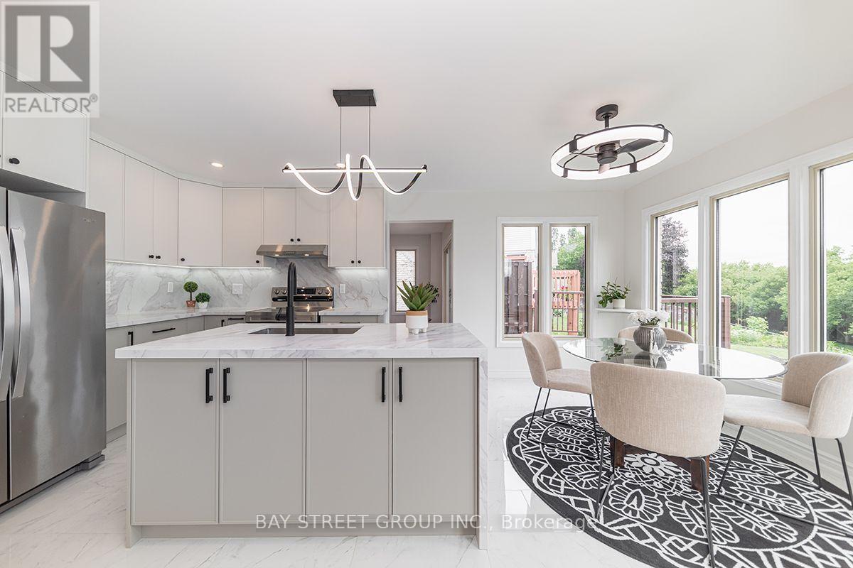 338 PRINCE OF WALES DRIVE - 10