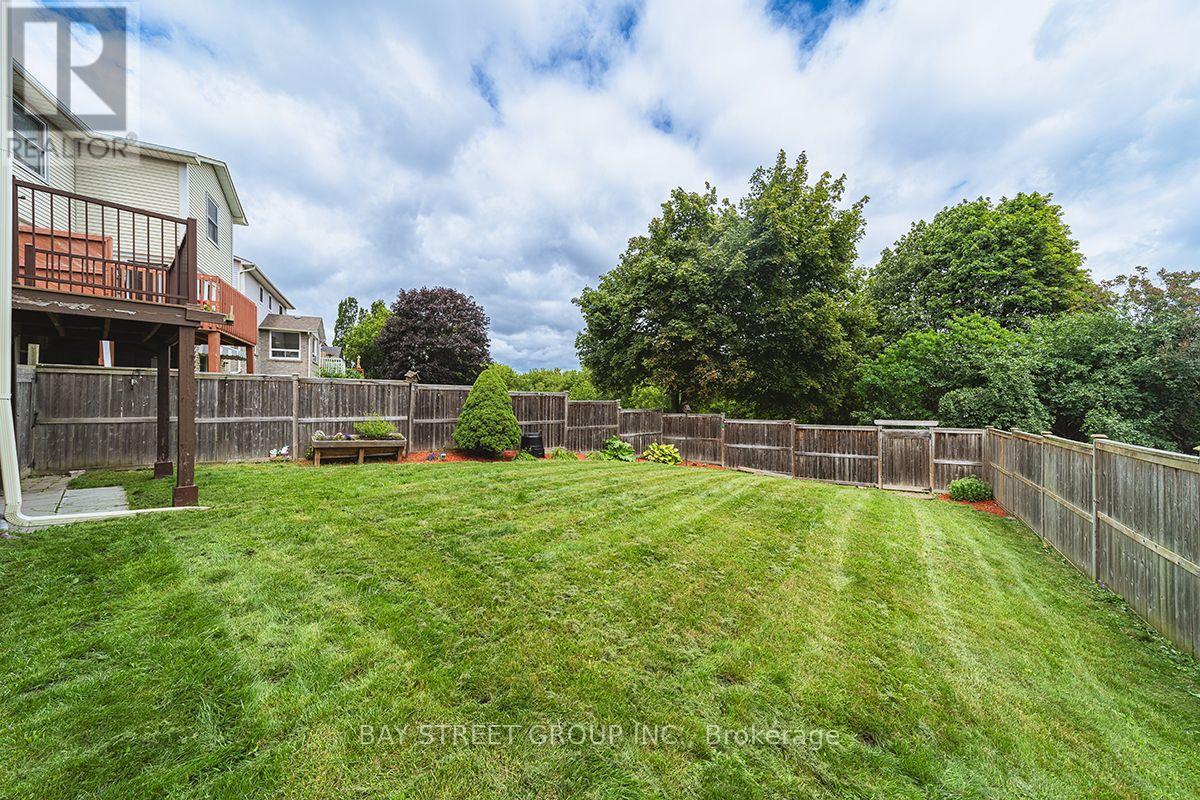 338 PRINCE OF WALES DRIVE - 19