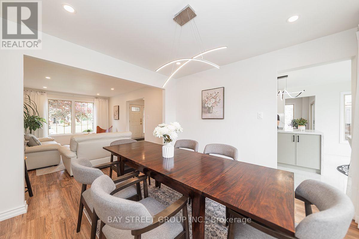 338 PRINCE OF WALES DRIVE - 7