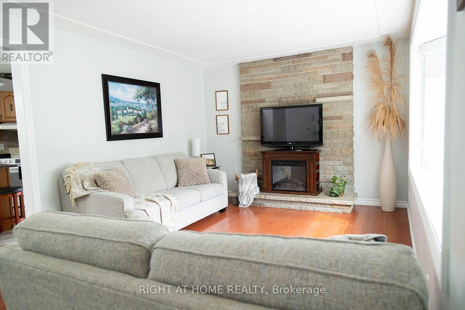 186 KING EDWARD AVENUE - 14