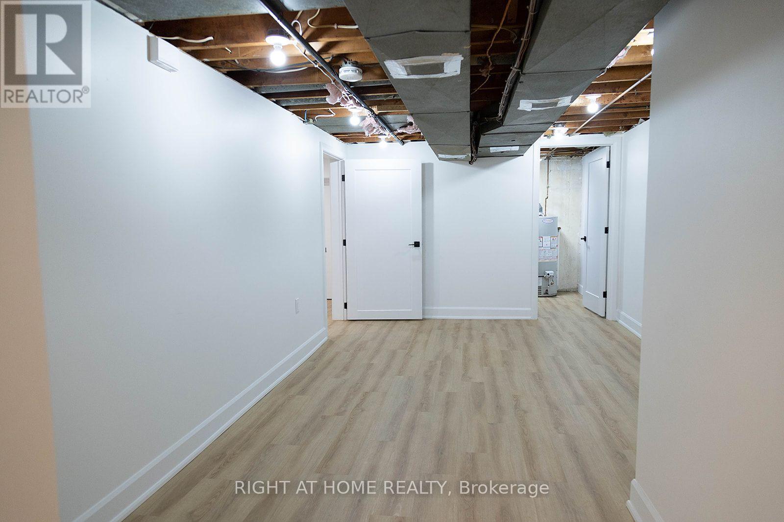 186 KING EDWARD AVENUE - 33