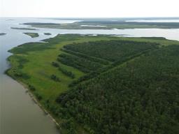 0 Lussier Bay, Lake Manitoba Narrows, MB R0L1S0 Photo 19