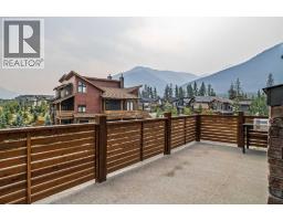 Bedroom - 401 Stewart Creek Close, Canmore, AB T1W0L6 Photo 12