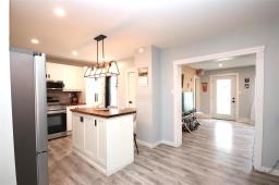 Laundry room - 15 2nd Avenue Nw, Carman, MB R0G0J0 Photo 7
