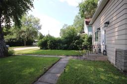 15 2nd Avenue Nw, Carman, MB R0G0J0 Photo 24