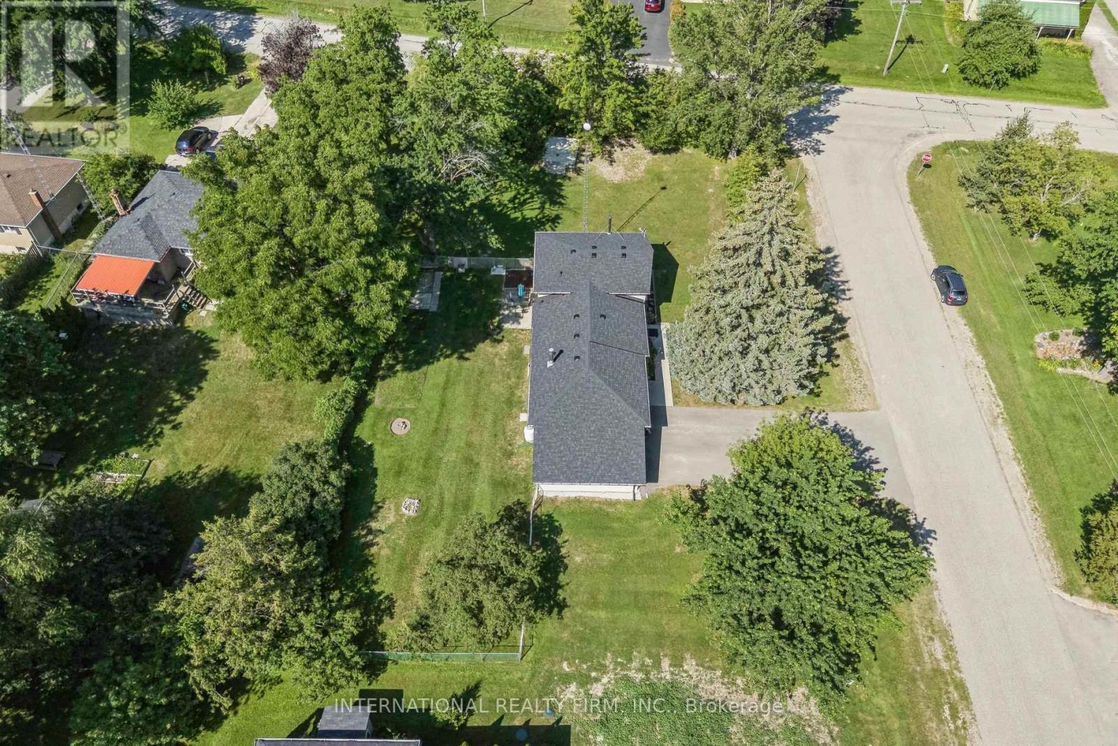 29 JAMIESON DRIVE - 34
