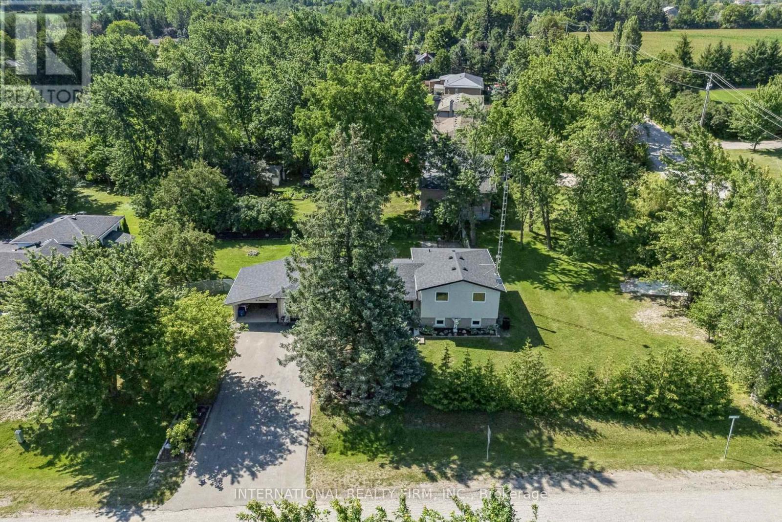 29 JAMIESON DRIVE - 35