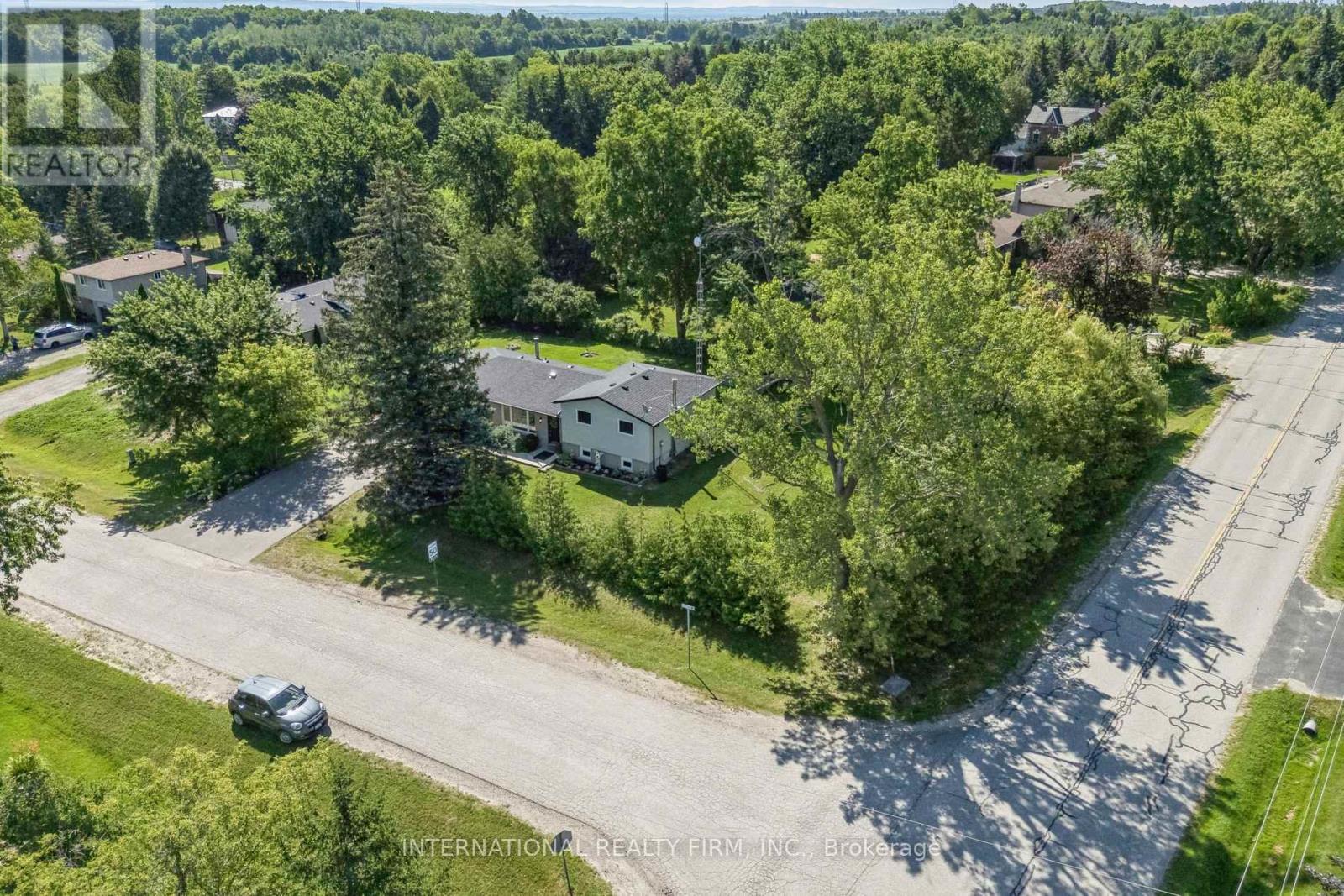 29 JAMIESON DRIVE - 38