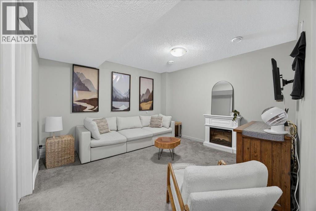 146 Sunset Road, Cochrane