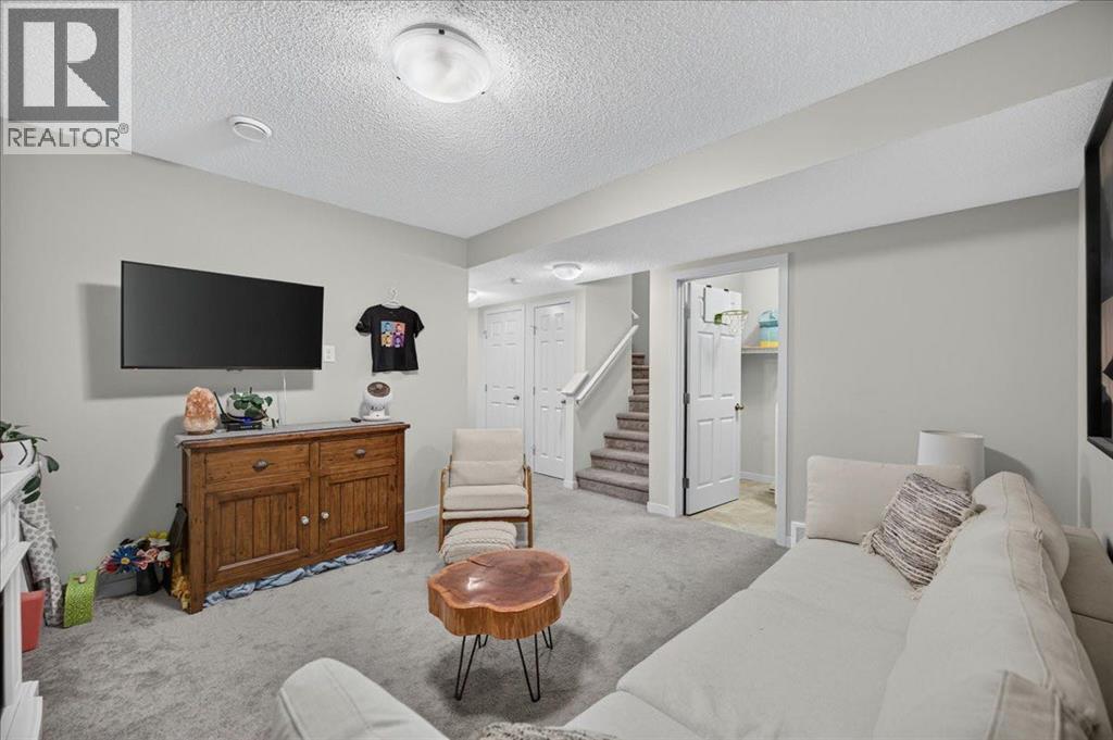146 Sunset Road, Cochrane