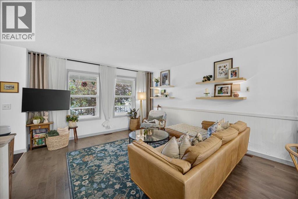 146 Sunset Road, Cochrane