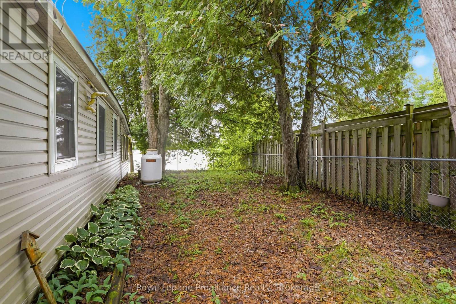 188 NORTH BEAVER LAKE ROAD - 41