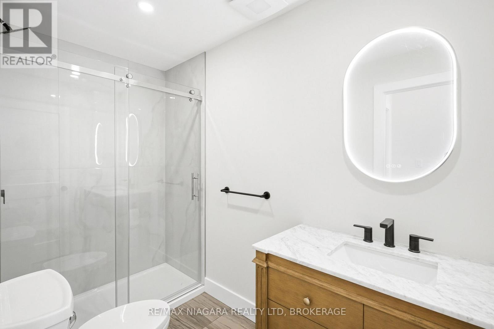 3561 YACHT HARBOUR ROAD - Image 22