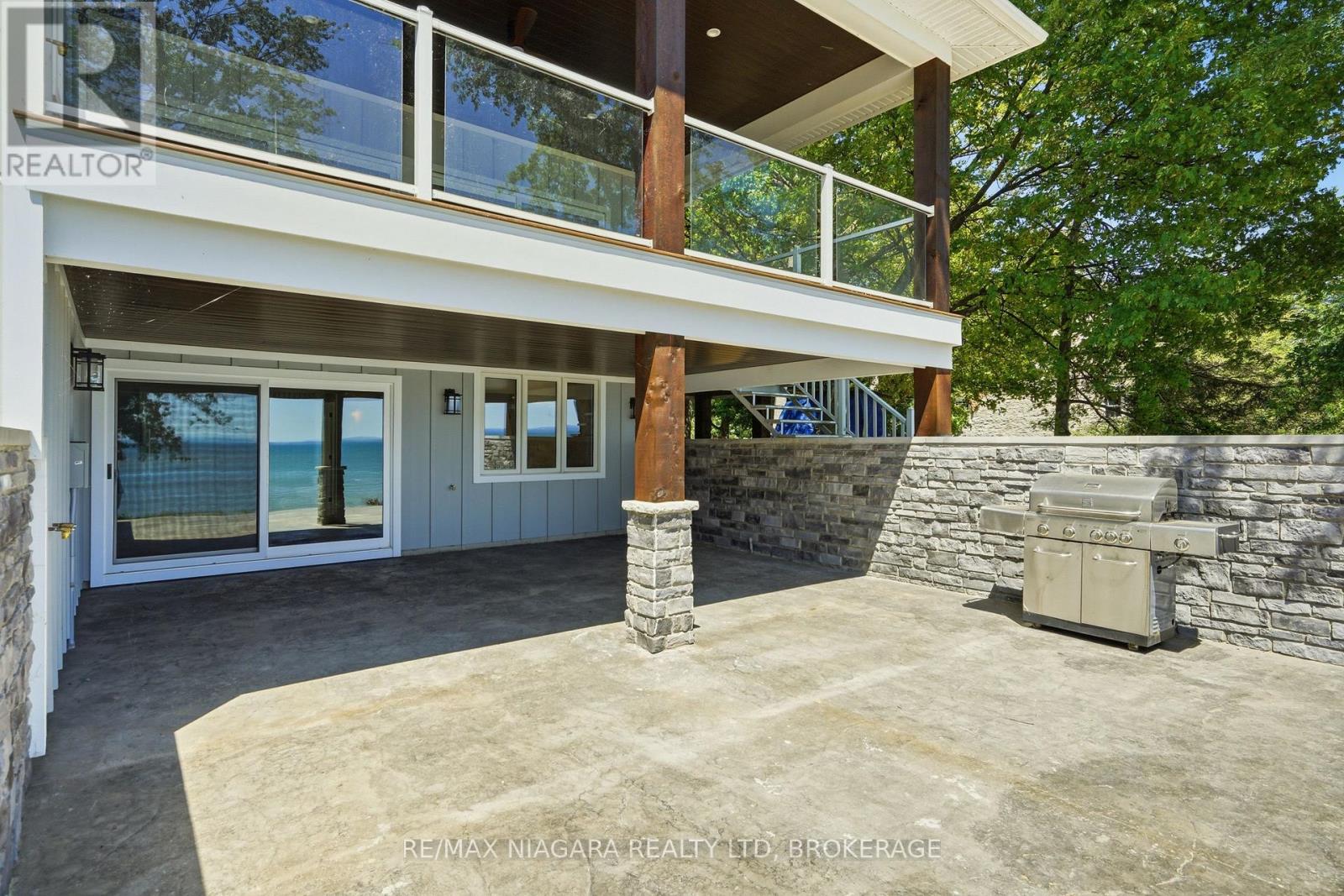 3561 YACHT HARBOUR ROAD - Image 40