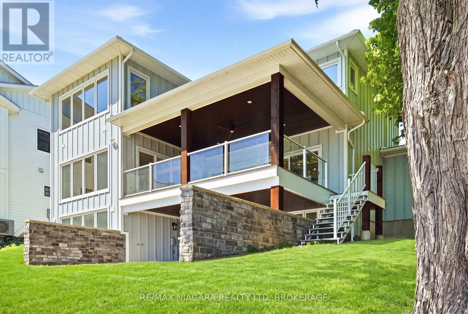 3561 YACHT HARBOUR ROAD - Image 41