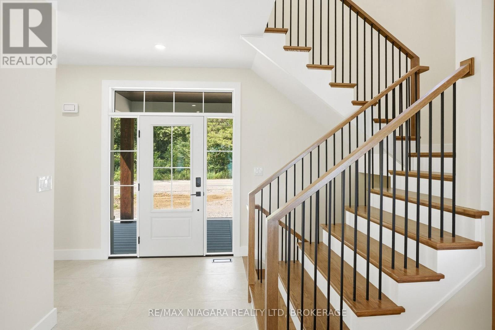 3561 YACHT HARBOUR ROAD - Image 8