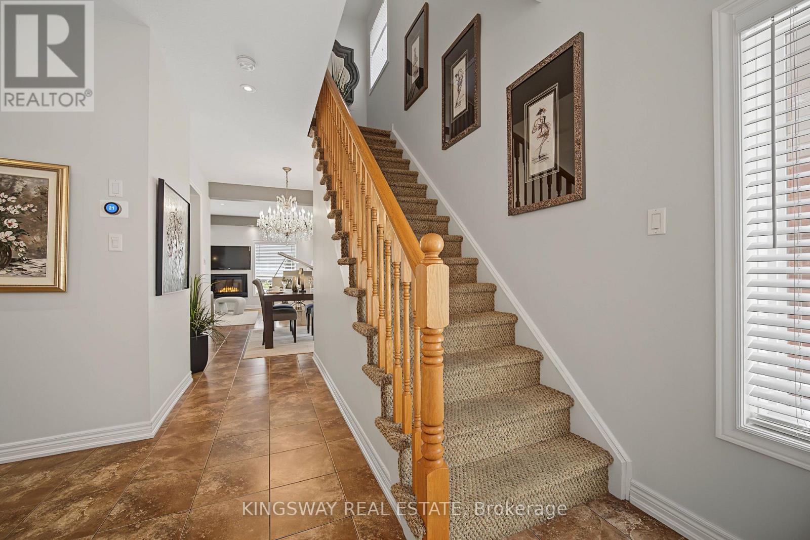 #11 218 PLAINS ROAD E - 2