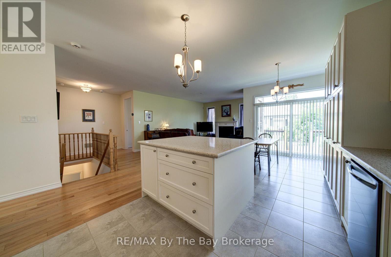 30 ALLEGRA DRIVE - 13