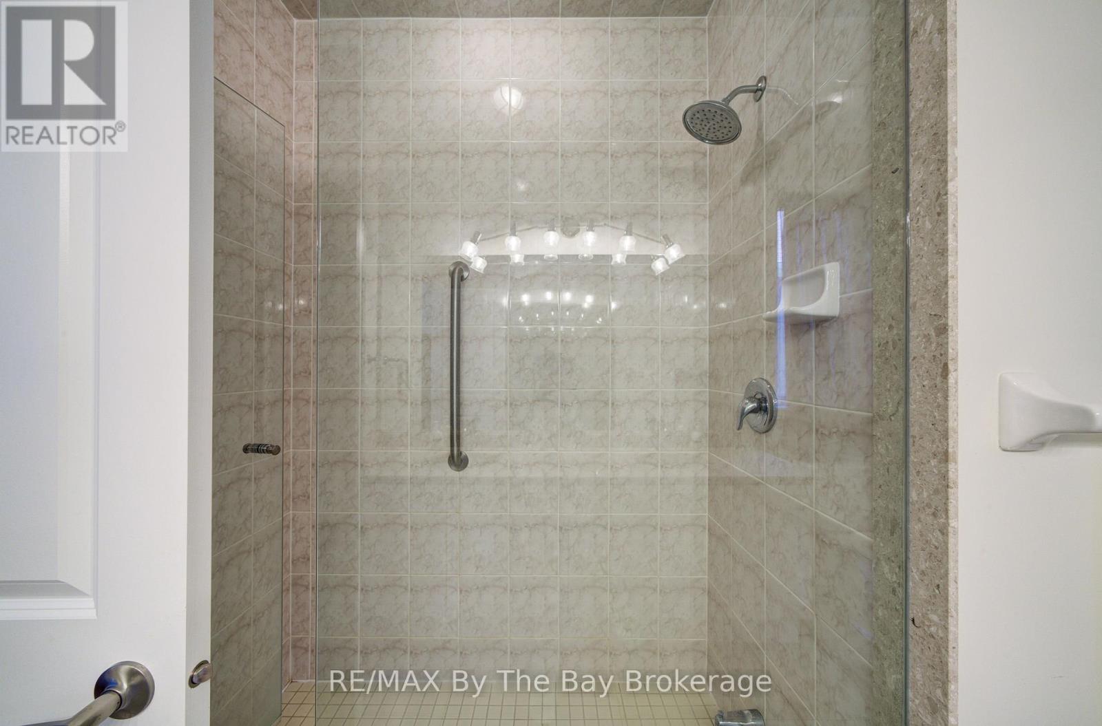 30 ALLEGRA DRIVE - 23
