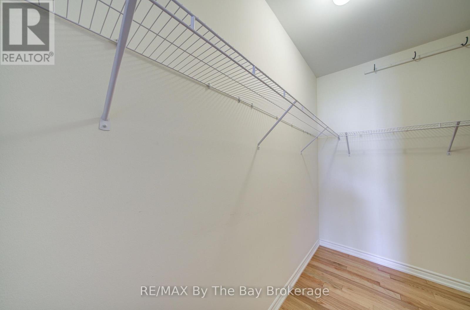 30 ALLEGRA DRIVE - 24