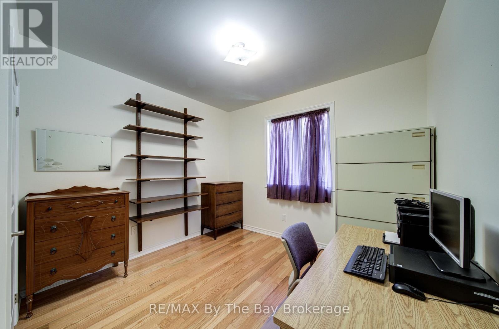 30 ALLEGRA DRIVE - 25