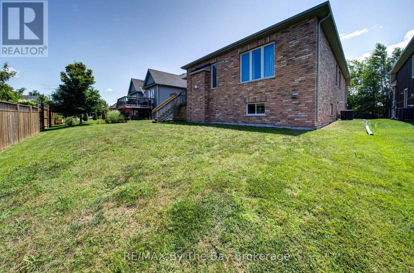 30 ALLEGRA DRIVE - 34