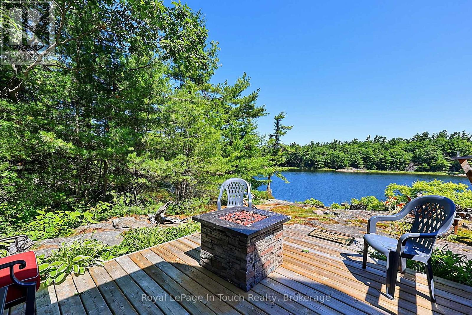 B207 LOT 26 ISLAND - 26