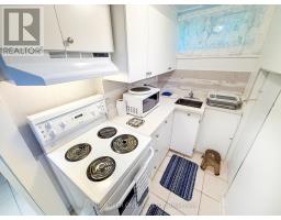 Lower Level - 14 Gooch Court, Toronto, ON M6S2N8 Photo 8