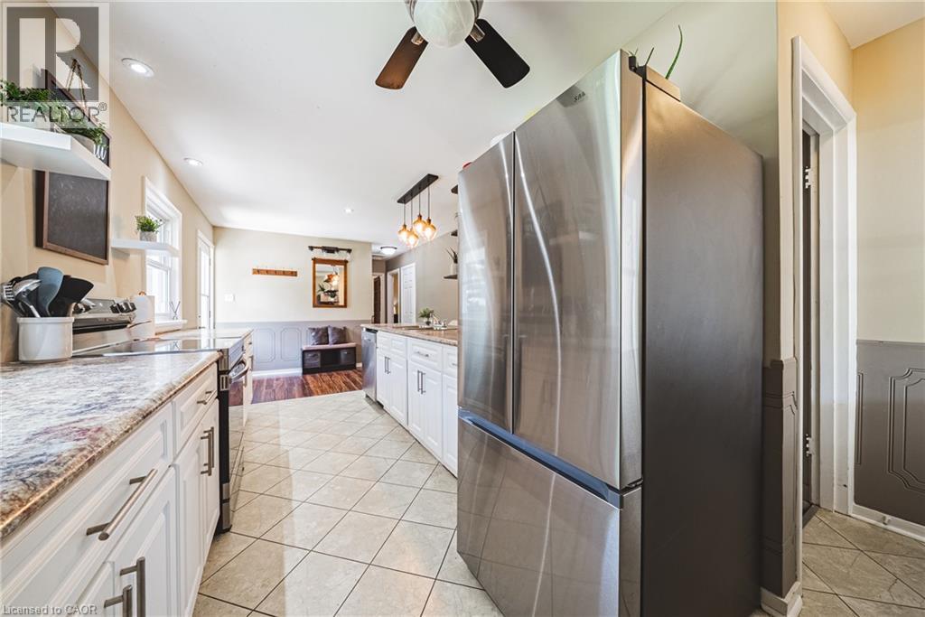 15 DALE Avenue - 16