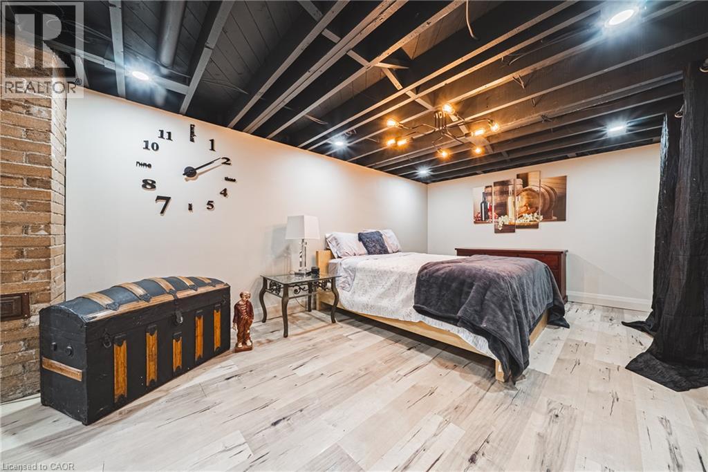 15 DALE Avenue - 31