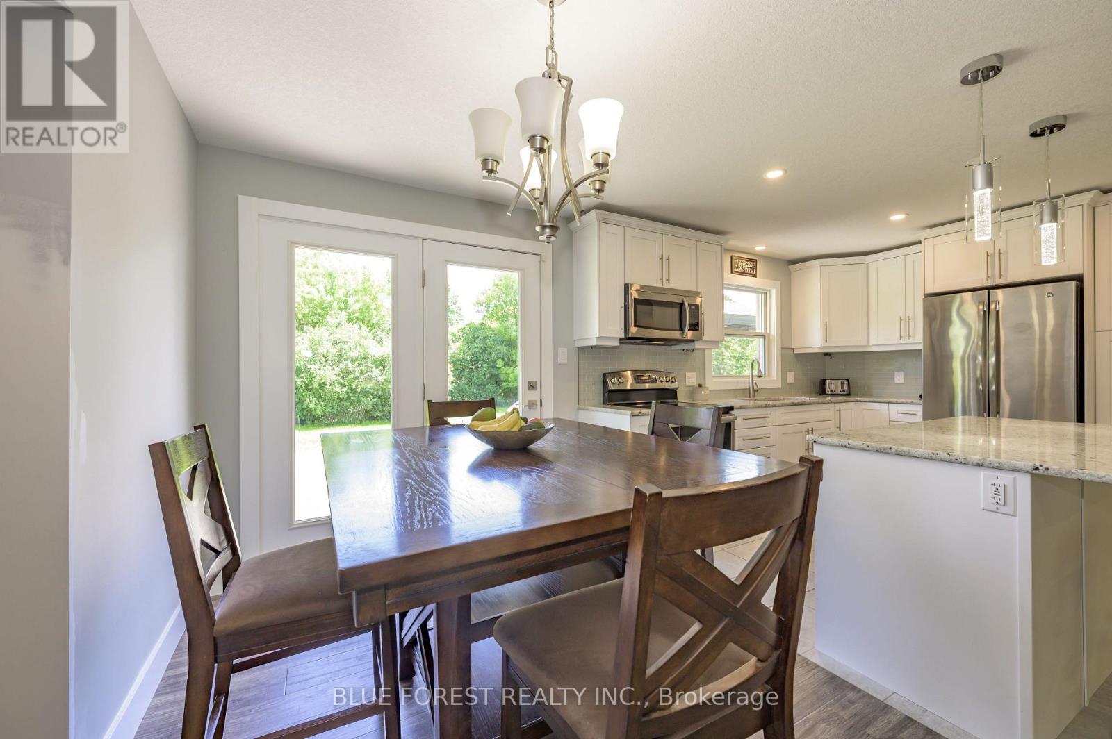 966 GLENBANNER ROAD - 13