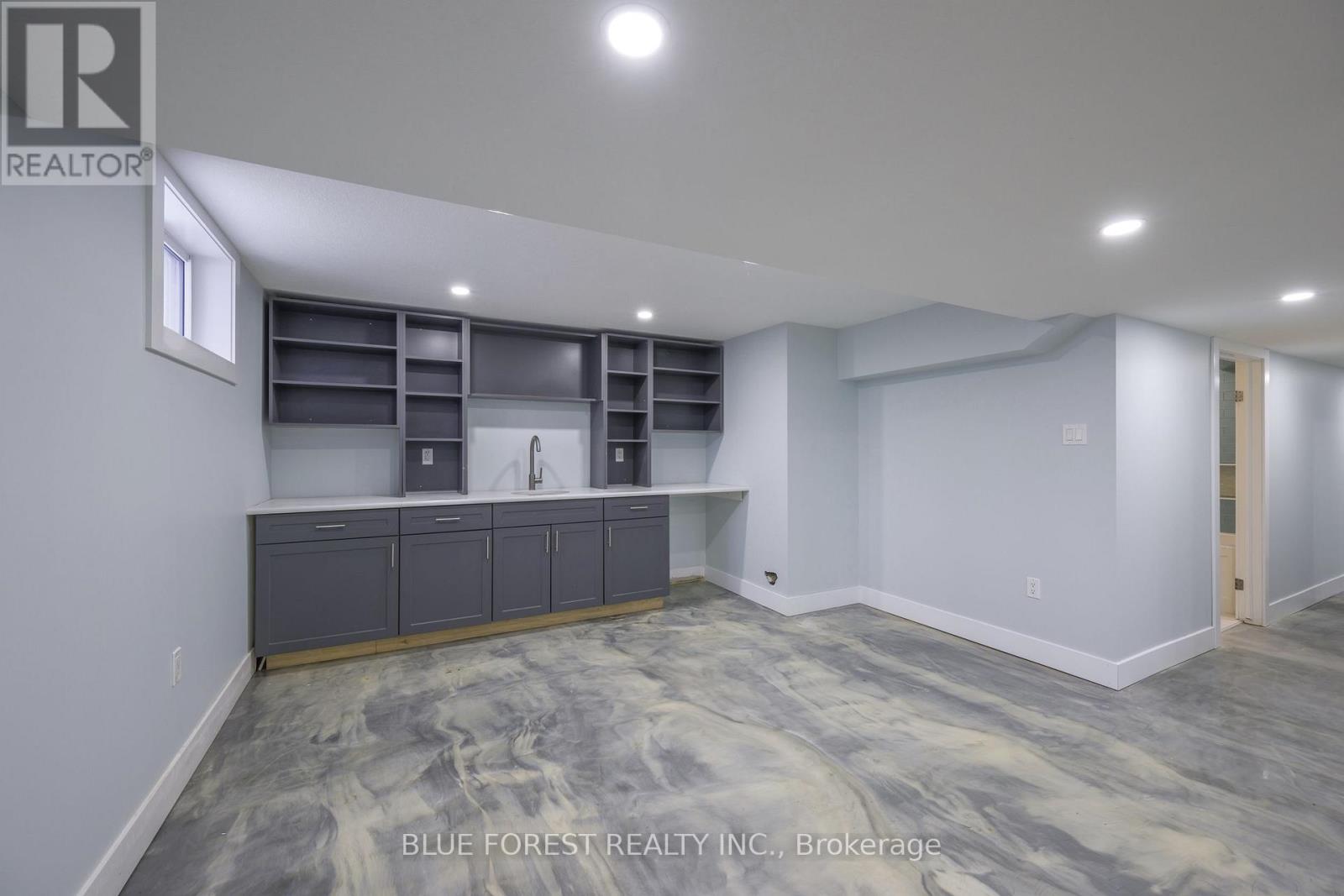 966 GLENBANNER ROAD - 28