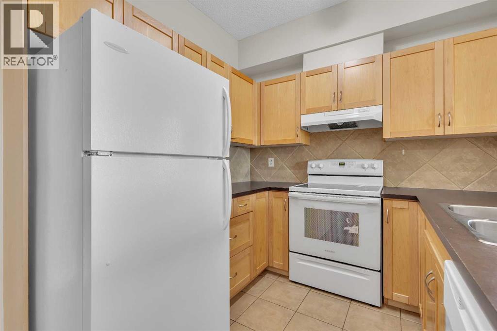#6307 70 Panamount Drive NW - 21