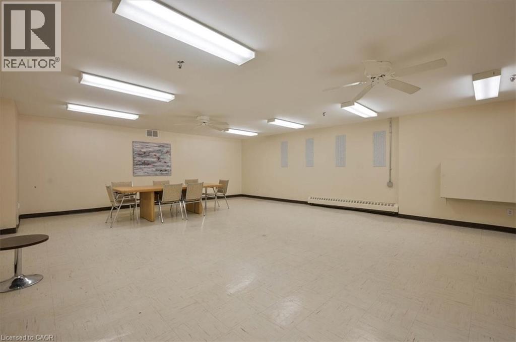 #407 1100 COURTLAND Avenue E - 32