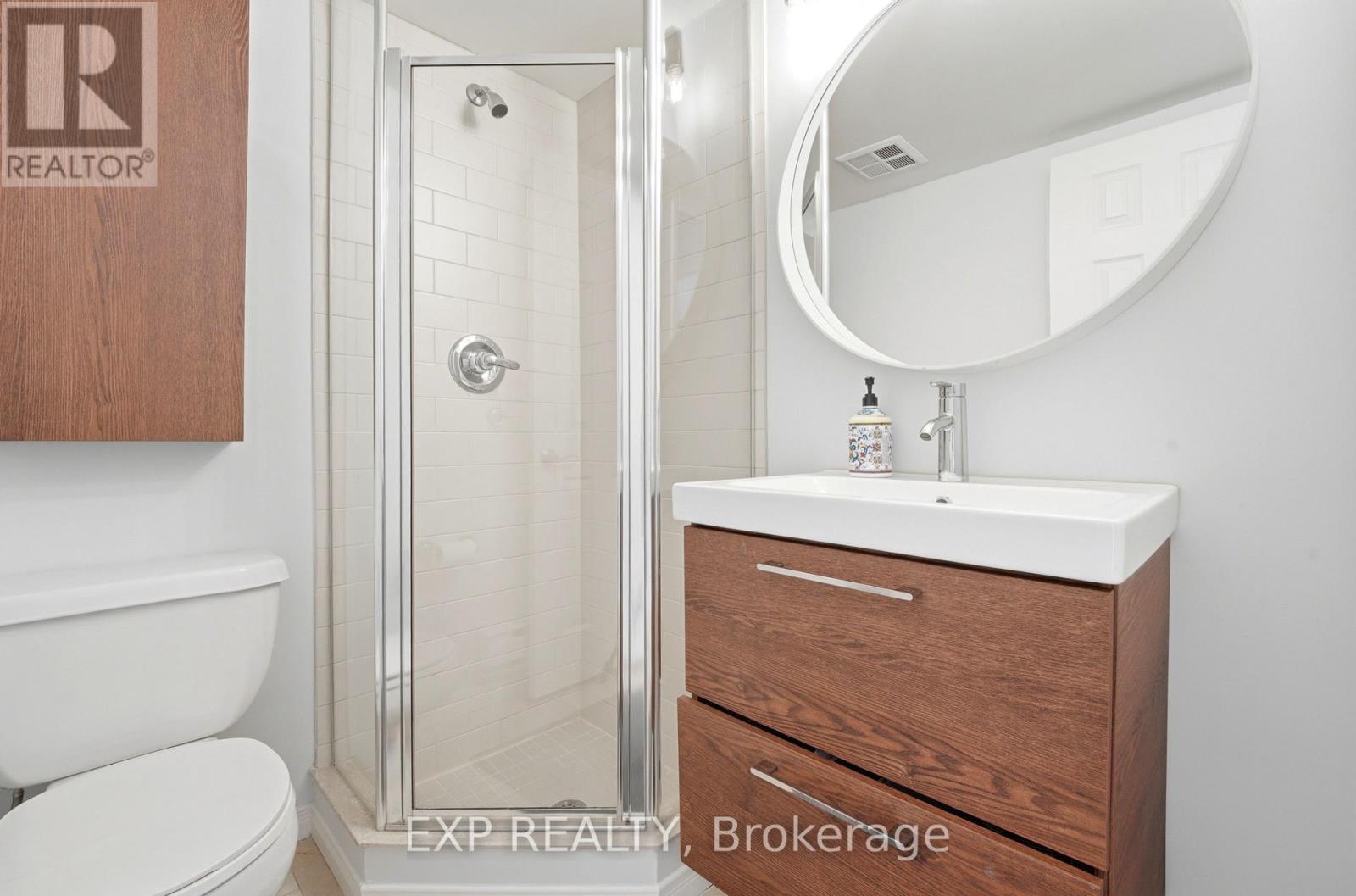 #PH20 230 KING STREET E - 21